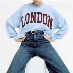 Zara Cropped London Sweatshirt Light Blue Size Small